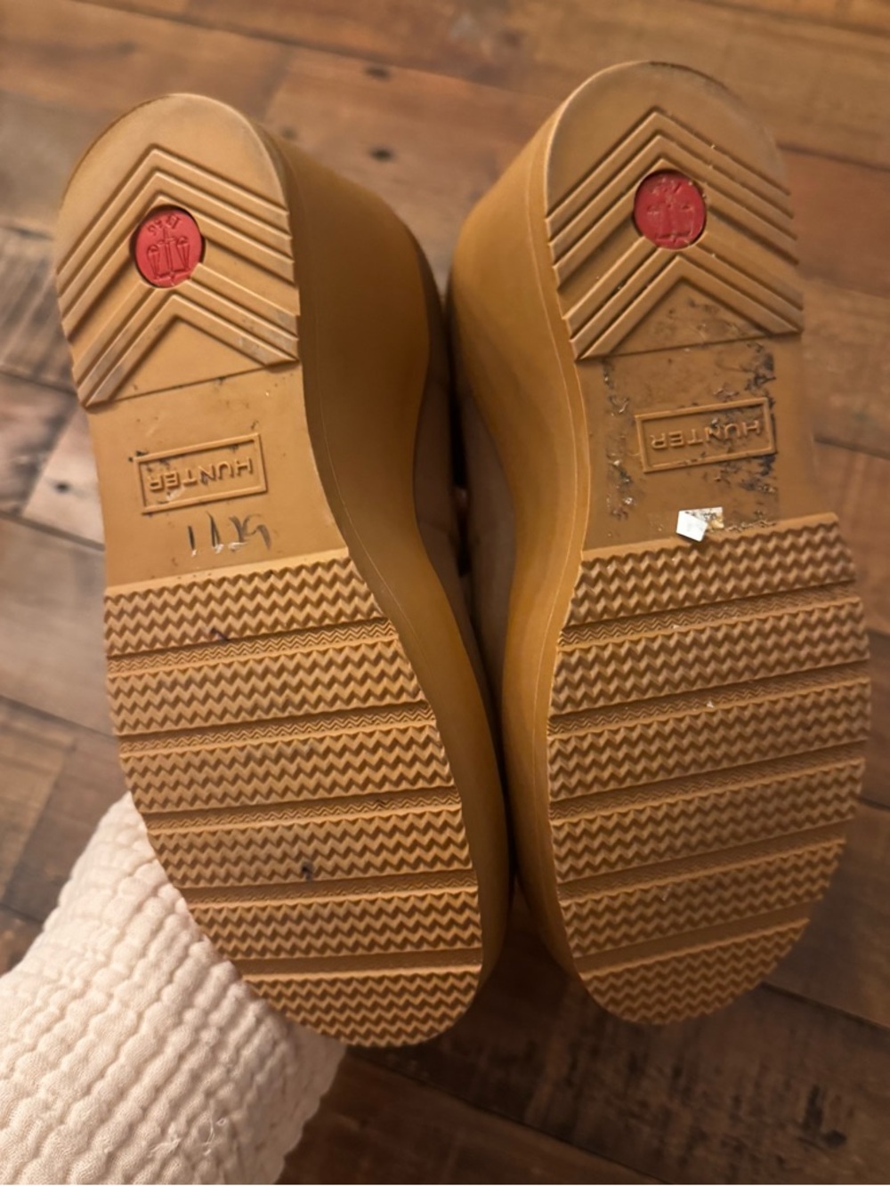 HUNTER Wedge Rain Booties - Picture 9 of 9